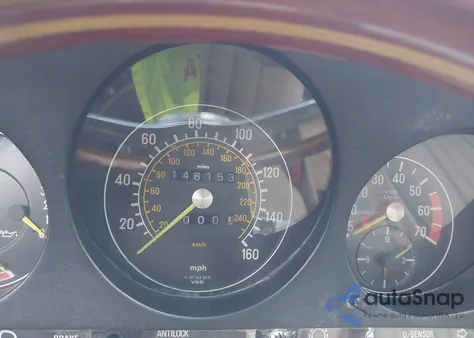 1985 Mercedes-Benz 380 Sl из США, поврежденный, VIN WDBBA45C6FA022313